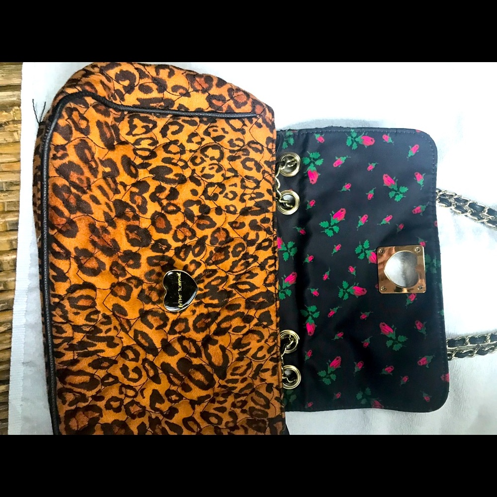 Betsy Johnson pocketbook